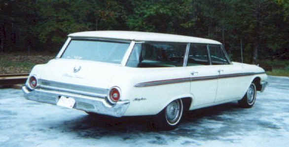1962_Ford_Country_Sedan_rear.jpg