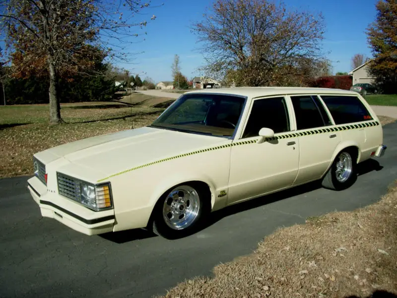 1980 LeMans Wagon.JPG