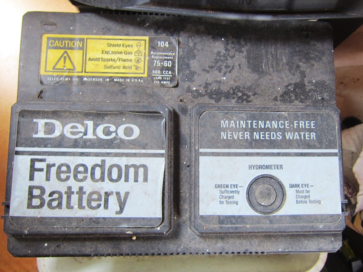Delco Freedom Battery 85 Olds 442 Original.JPG