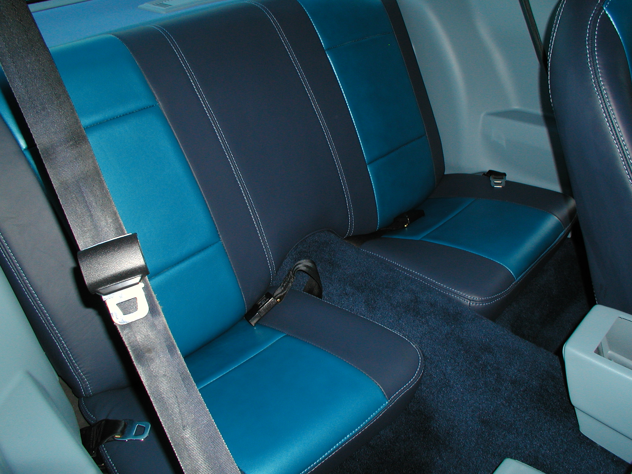 Seats rear plastic installed 6-4-2016 8.JPG