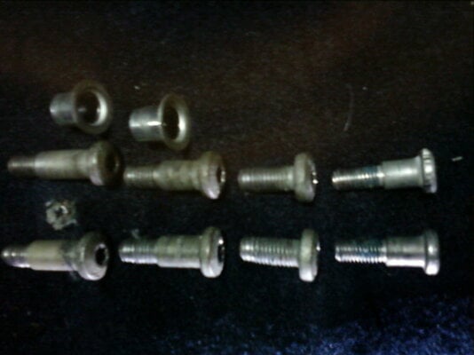 seat bolts.jpg