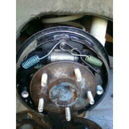 new brakes, harware, wheel cylinders.jpg