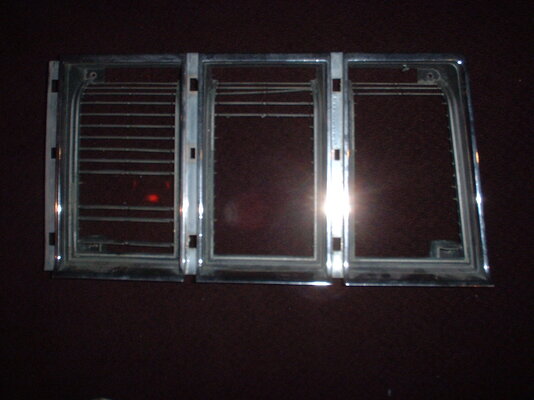 Custom 80 Grand Am Grills 005.JPG