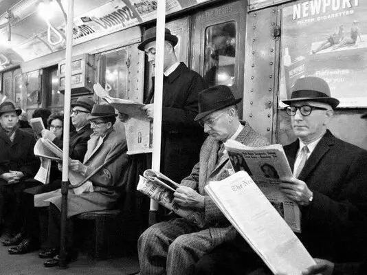 reading-newspapers3.jpg