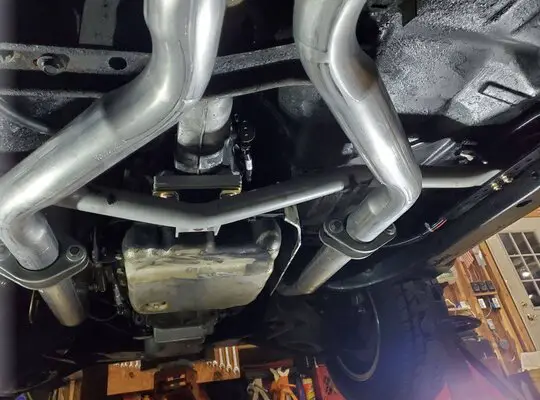 ExhaustInstall2.jpg