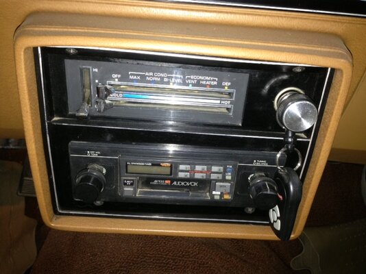 Malibu radio.jpg