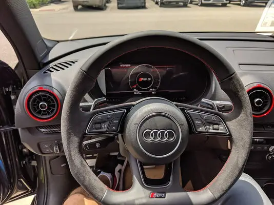 2019AudiRS3 (7).jpg