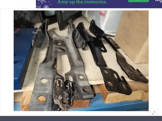 Screenshot 2022-12-28 at 20-24-09 G body hood hinges Auto Body Parts Hamilton Kijiji.png