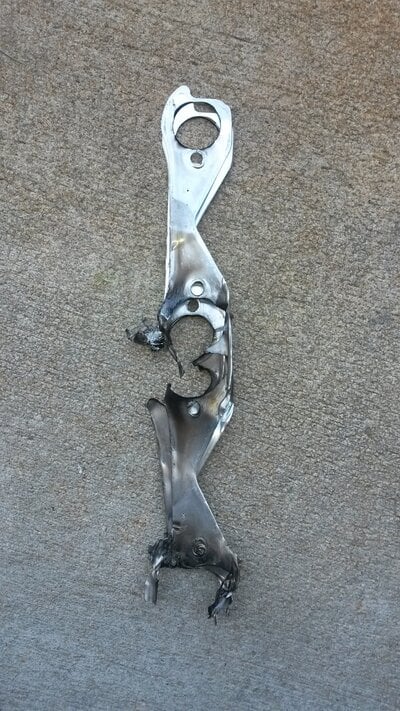 blown header gasket.jpg