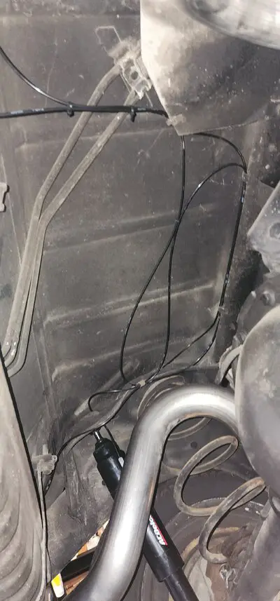 hose routing.jpg