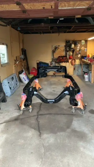 Frame in garage.jpg