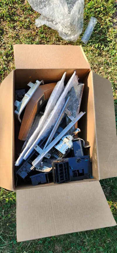 79-80 parts5 in box.jpg