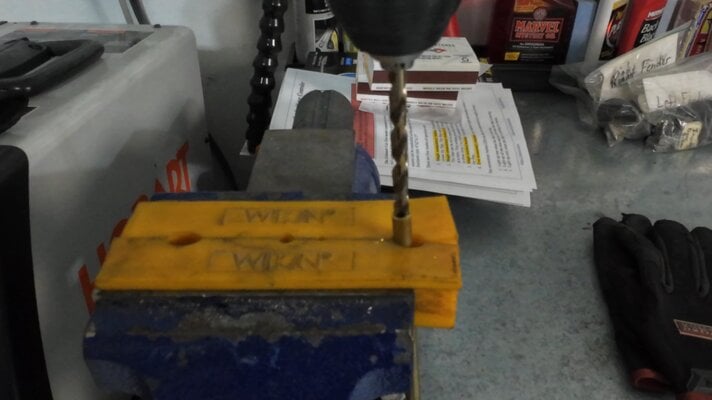 Cable_(2).00_06_33_01.Still007.jpg