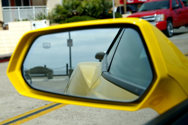 2010camaro_mirror1.jpg