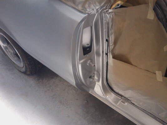 door jam painted and fender patch 001.jpg