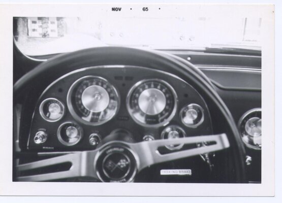 1963 Vette interior.jpg