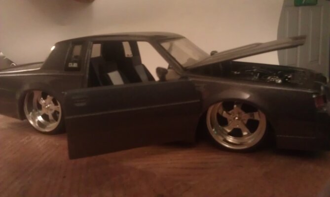 my model grand national.jpg