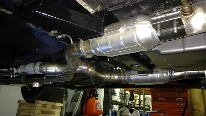 exhaust2.jpg