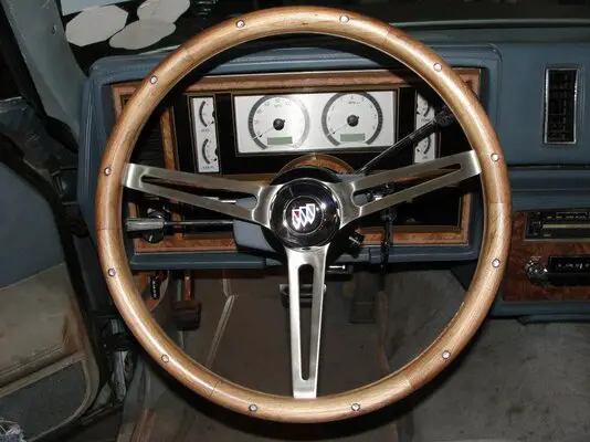 SteeringWheel2.jpg