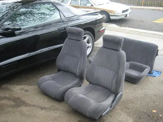 Seats 005.jpg