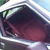 60/40 eletric bench seat.Very good condition,looking for bucket seats.