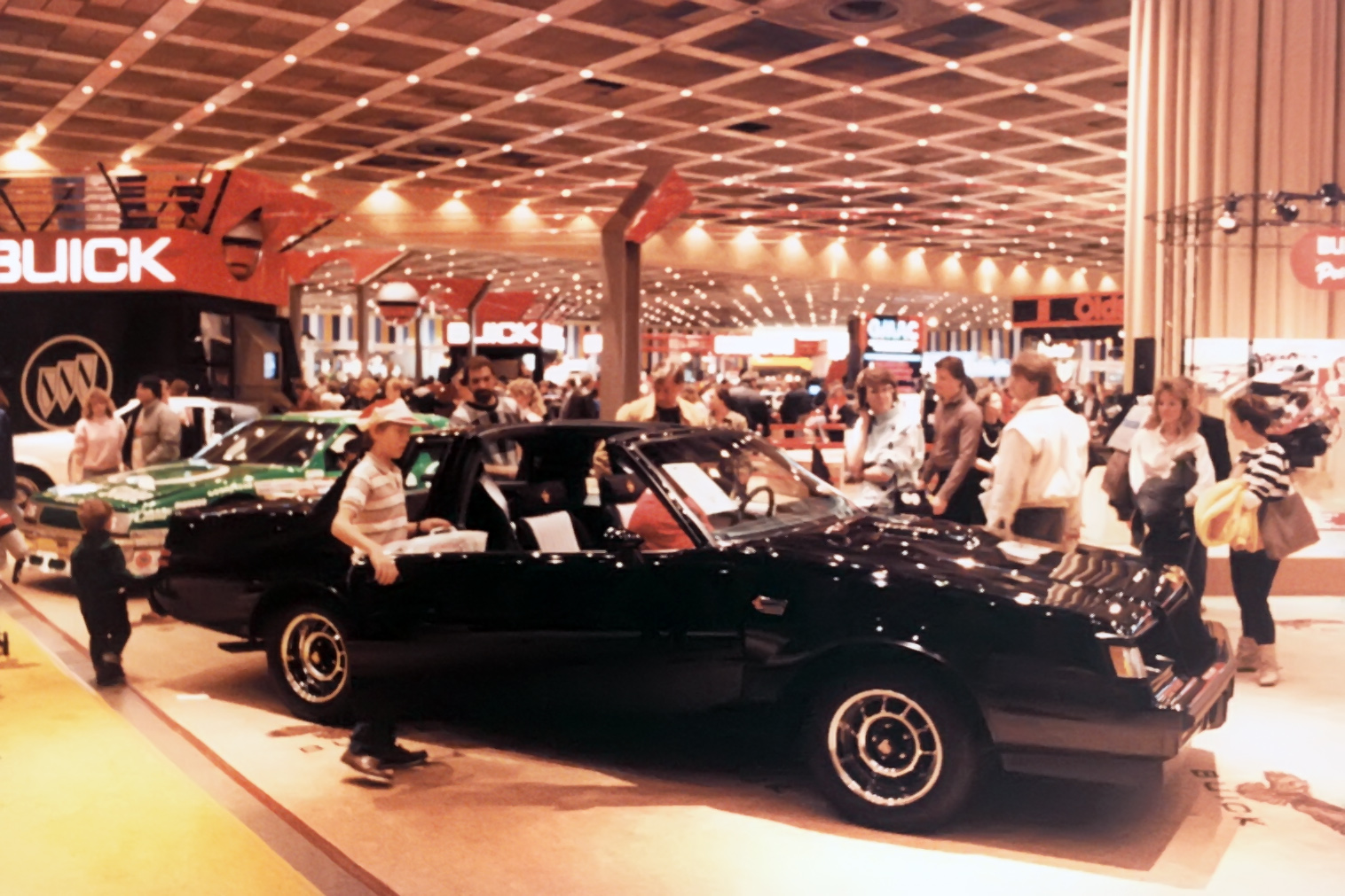 1987_detroit_auto_show_08.jpg