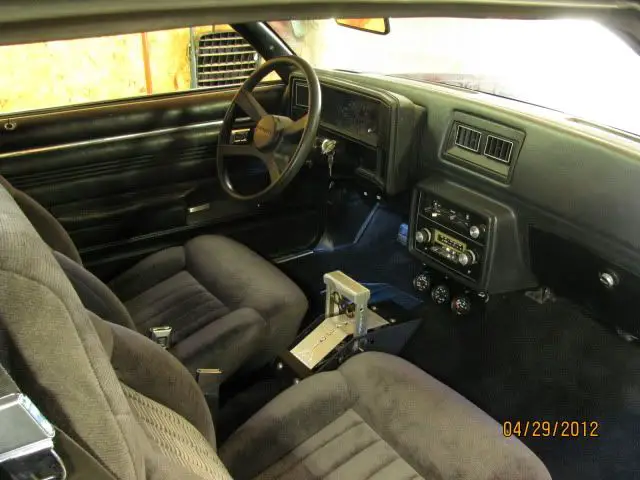 interior001-1.jpg