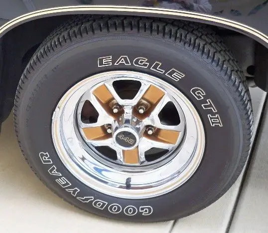 8a3a45a6ef36cc9856c82ce063c7108e--rim-oldsmobile-.jpg