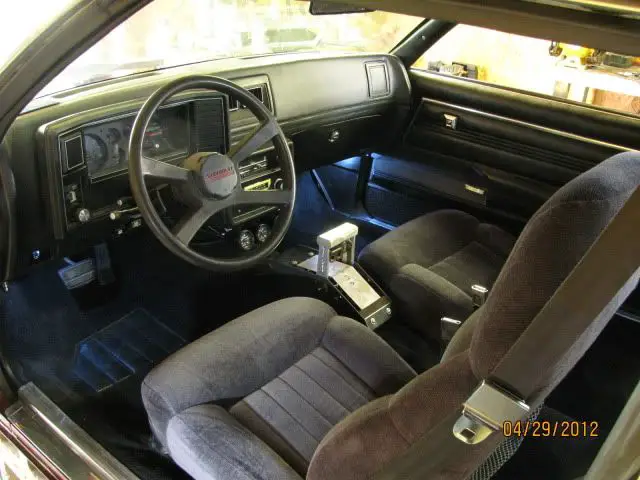 interior005.jpg