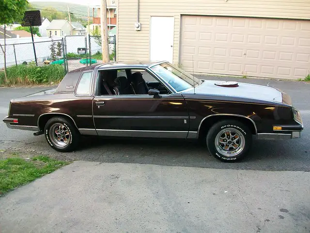 looking for some raised white letter tires pics gbodyforum 78 88 general motors a g body community