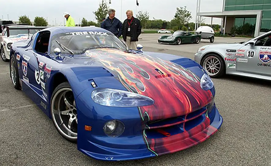 even-with-the-hood-on-ron-adees-pseudo-viper-turns-heads-photo-134190-s-986x603.jpg