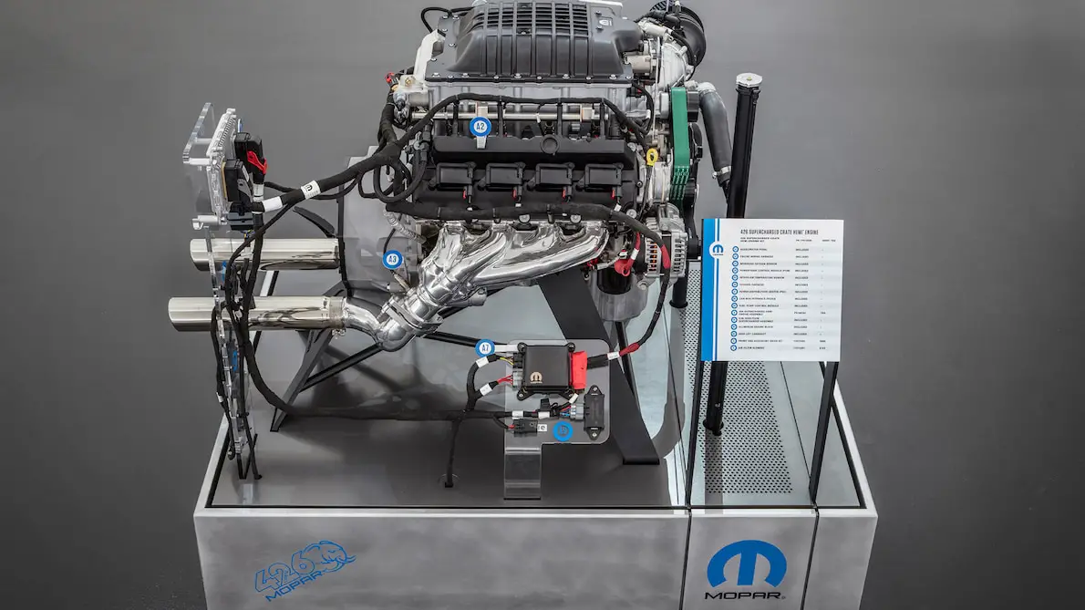 Dodge-Mopar-426-Supercharged-Hellephant-Engine-3.jpg