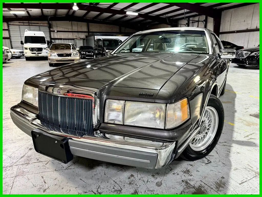 1992 Lincoln Mark Series LSC Coupe – 41K MILES – CLEAN CARFAX – AMERICAN CLASSIC